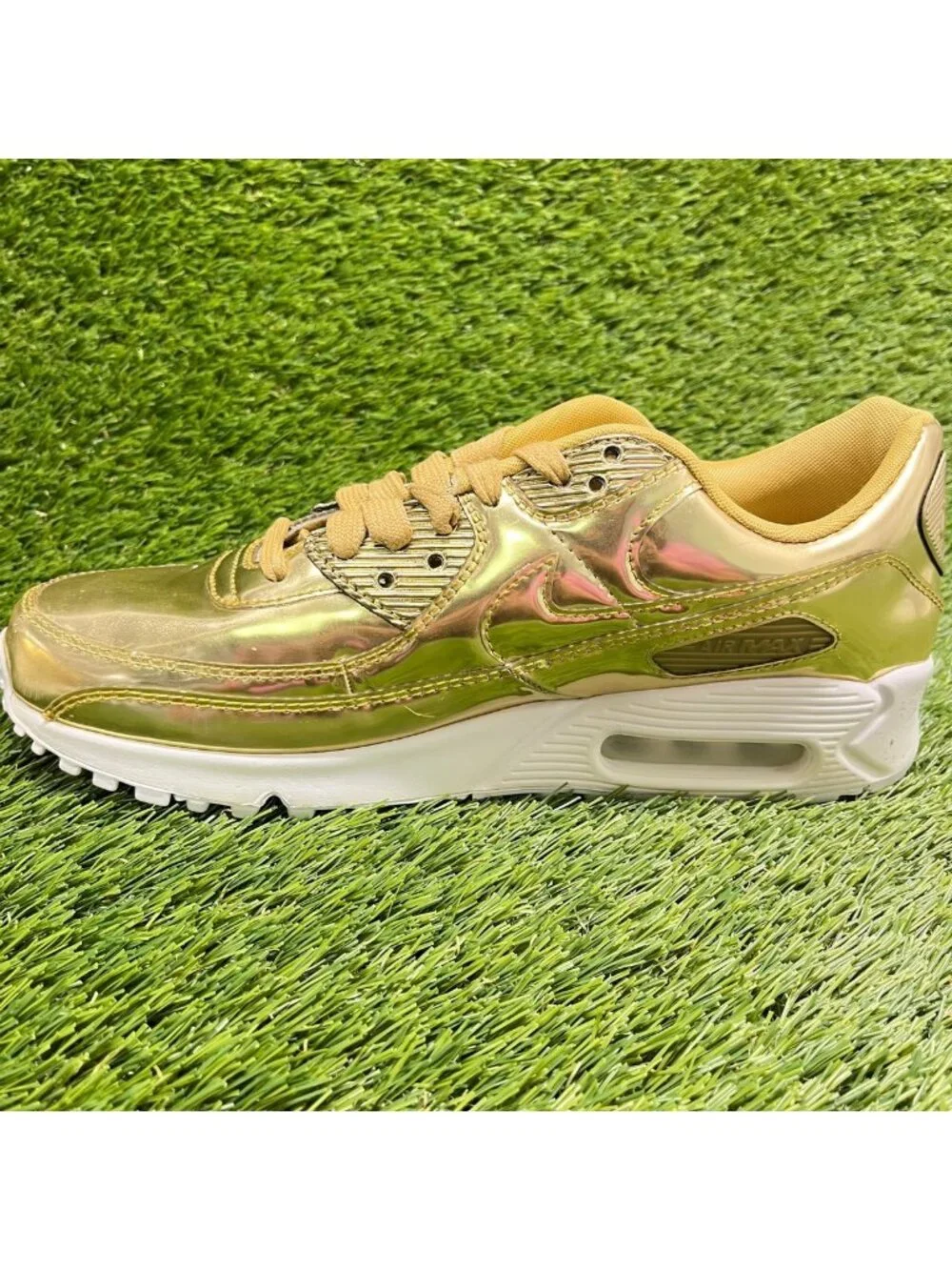Nike Air Max 90 Womens Size 10 Metallic Gold Athletic Running Shoes Sneakers